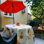 Jezevac Διαμέρισμα Krk Town