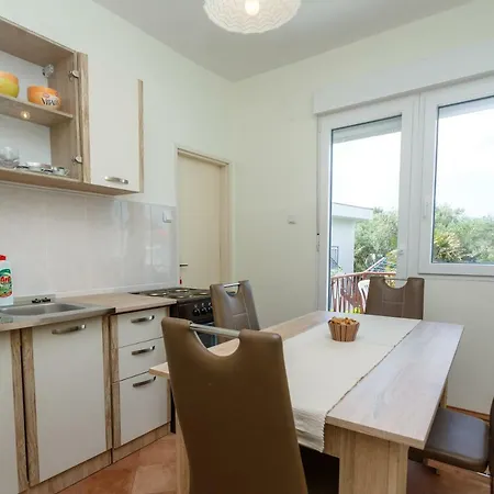 Jezevac Apartment Krk Town