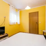 Jezevac Appartamento Krk Town